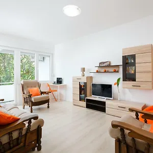  Apartment Botun Free Parking